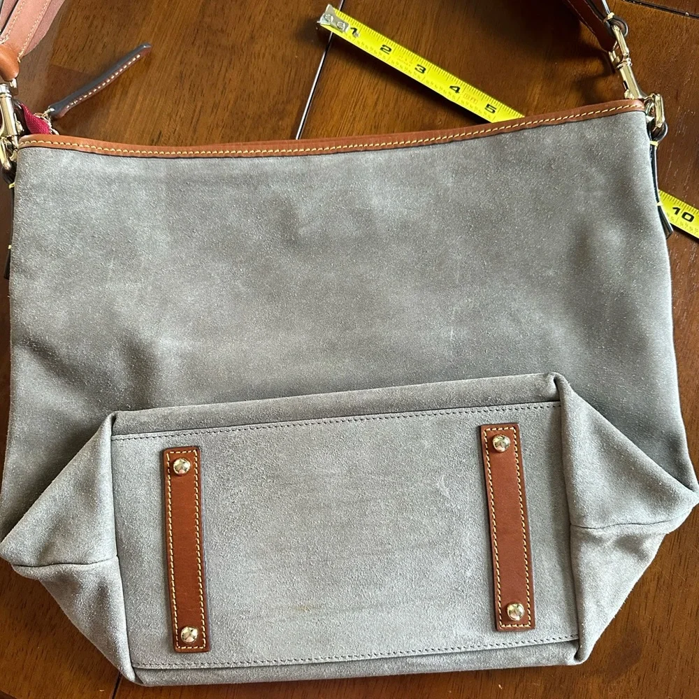 Dooney and Bourke, gray suede shoulder bag - Picture 6 of 7